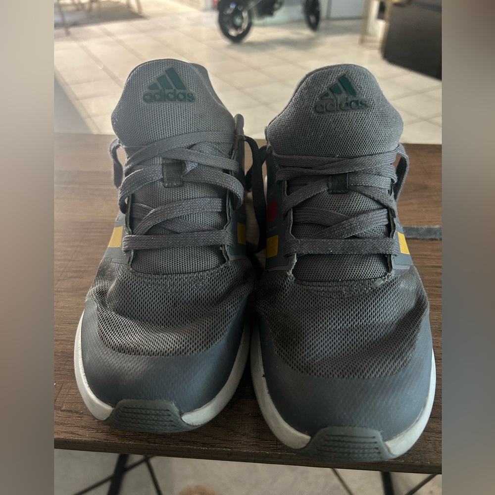 Adidas size 6